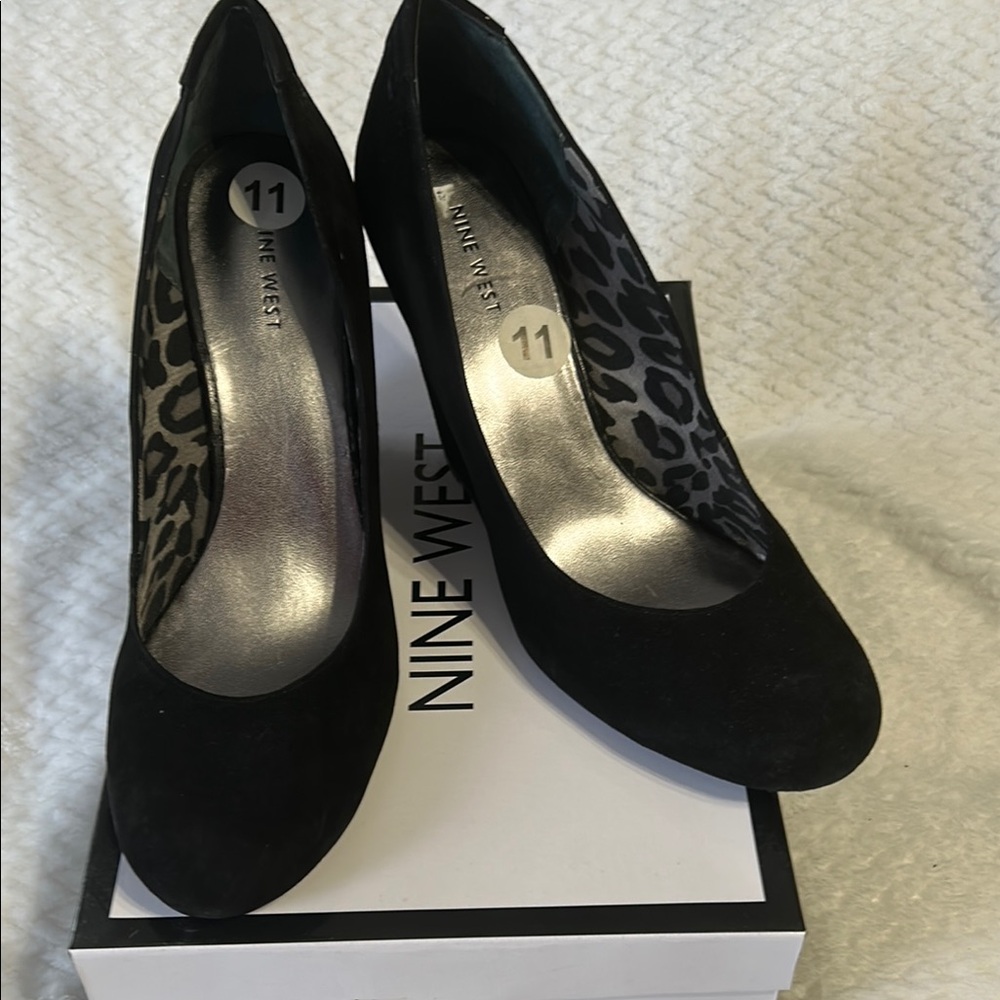 Nine West Black Wedge Shoes Elegant Design - Picture 6 of 8